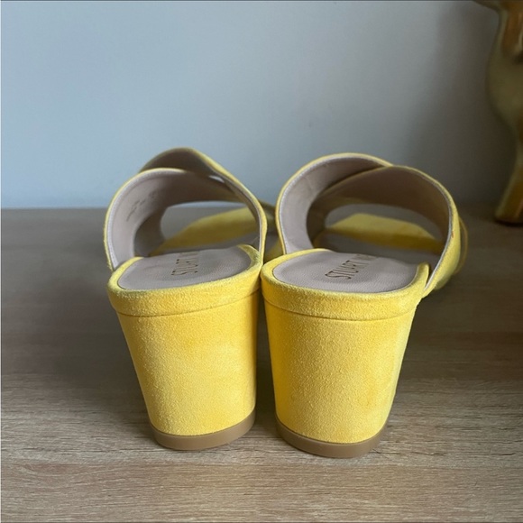 Stuart Weitzman NWOT Aletha Sunflower Yellow Suede Slide Sandals! Size 7 - Picture 5 of 8